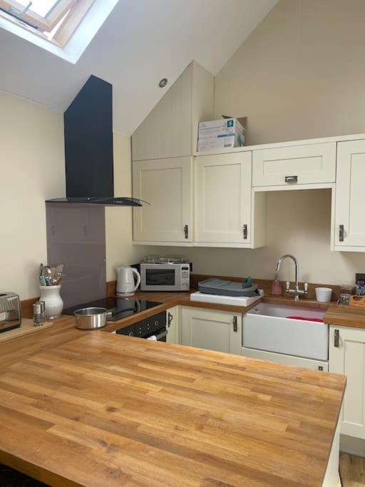 Beautiful One Bedroom Annex With Free Parking Abbotskerswell Exterior photo